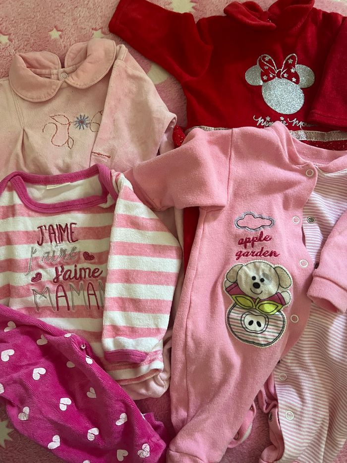 Grand lot de vêtements fille 3 mois