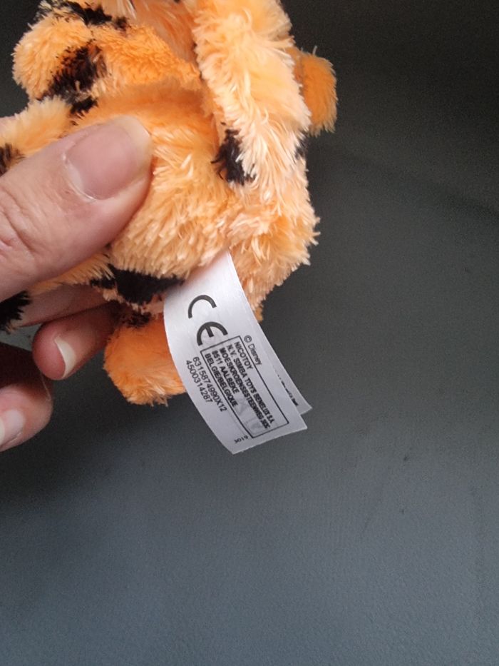 Petit peluche disney tigrou - photo numéro 2