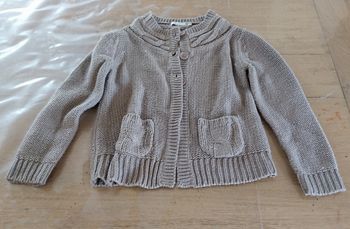 Gilet fille 6ans en bon état