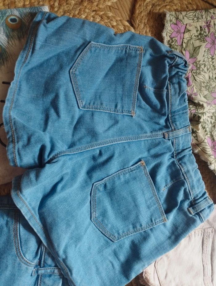 Lot shorts jeans 7/8ans - photo numéro 5