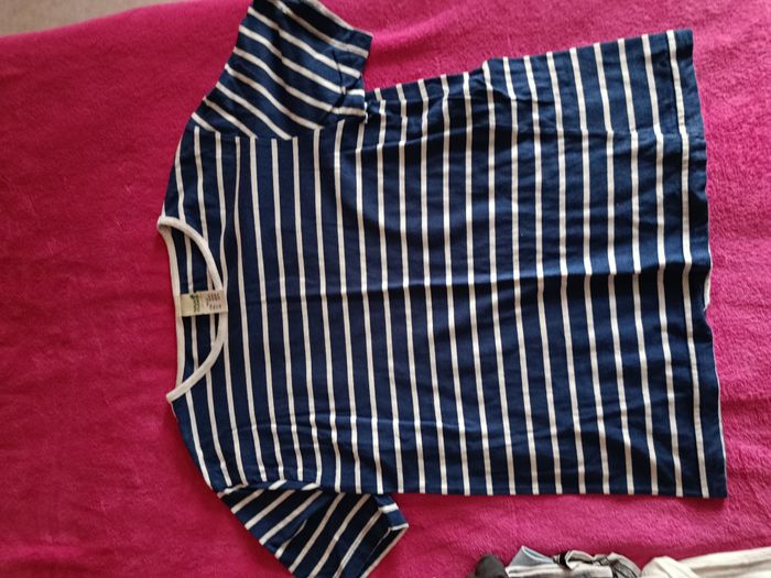 Tee shirt à rayures