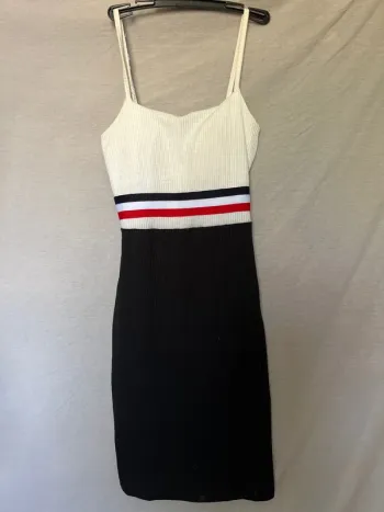 robe noir