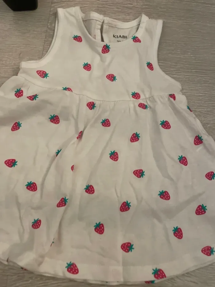 Robe 3 mois - photo numéro 3