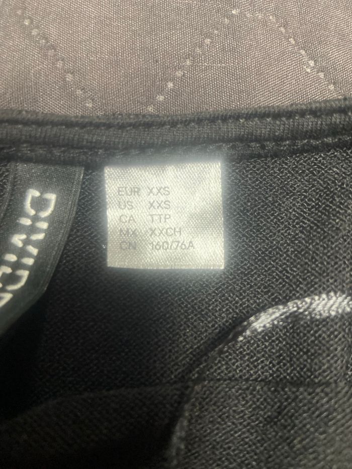 Robe dos nu - photo numéro 2