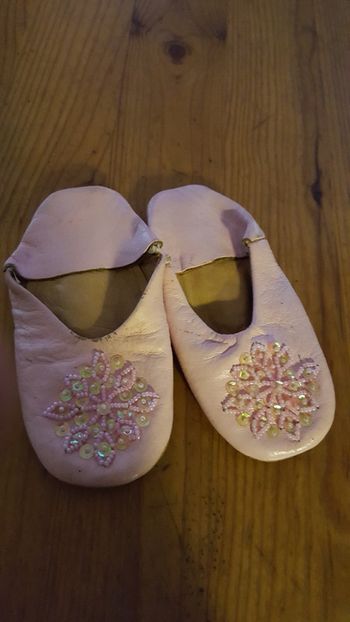 Babouche taille 24 - 26