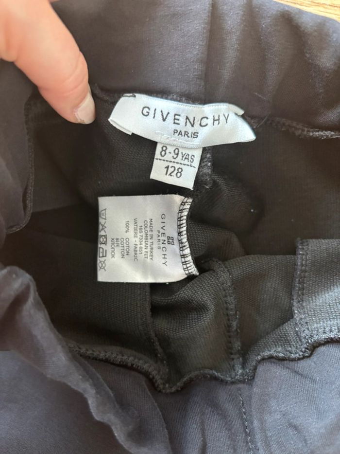Short Givenchy - photo numéro 5