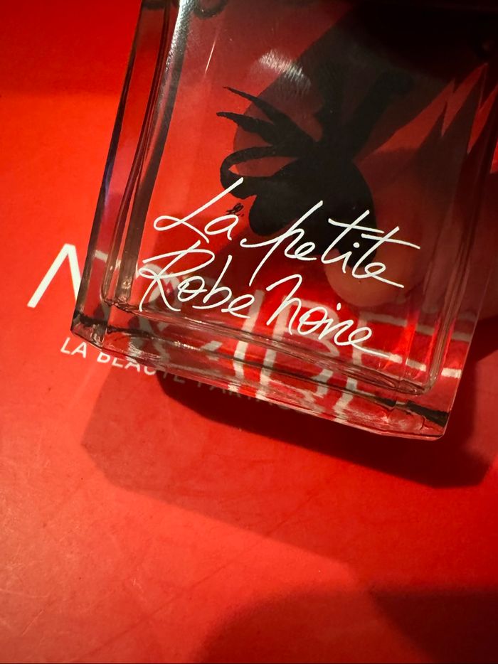 Parfum la petite robe noir de guerlain - photo numéro 2