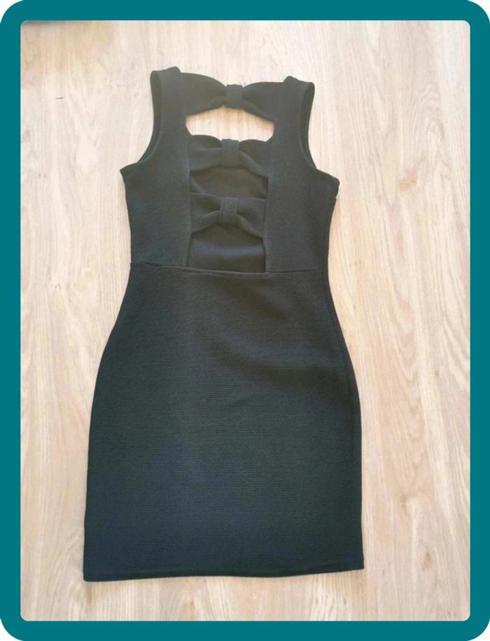 Robe moulante XS - photo numéro 4