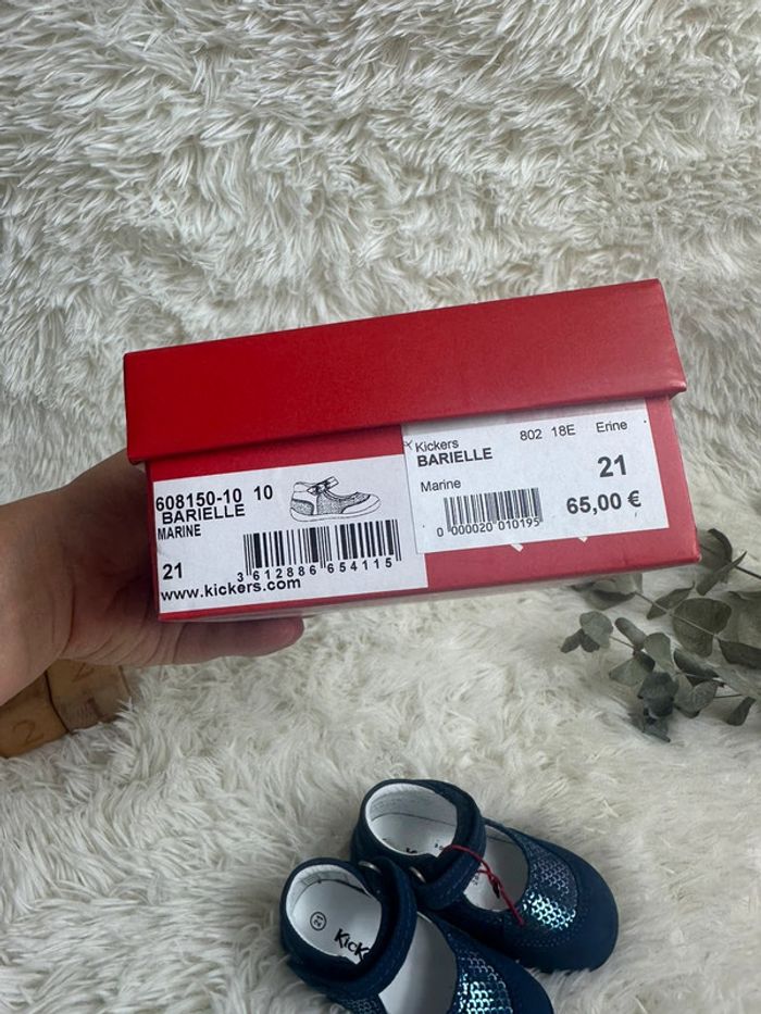 Paire de chaussures Kickers taille 21 - photo numéro 7