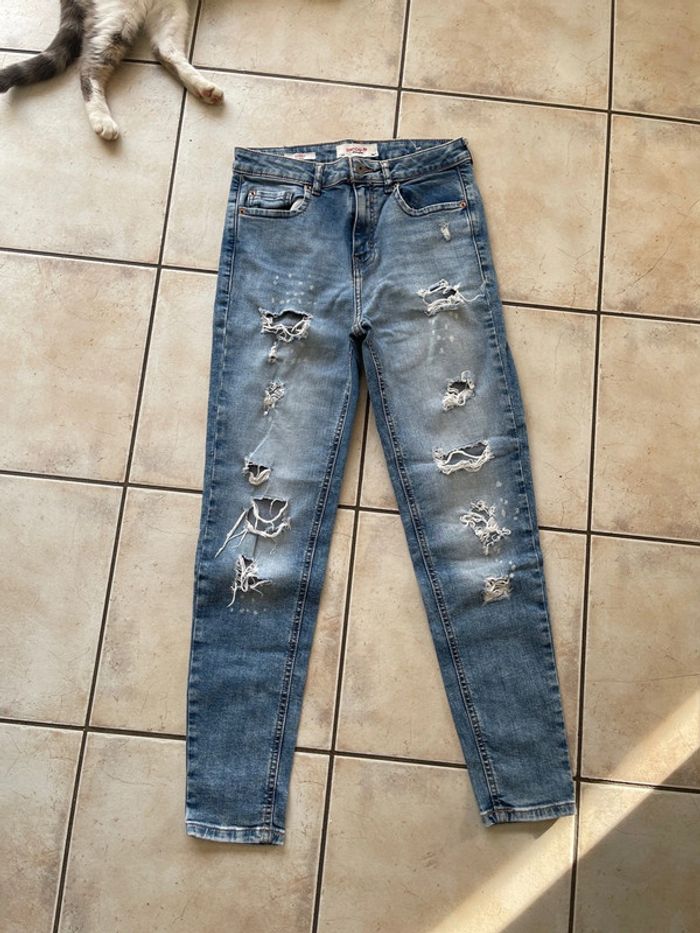 Jean skinny à trou