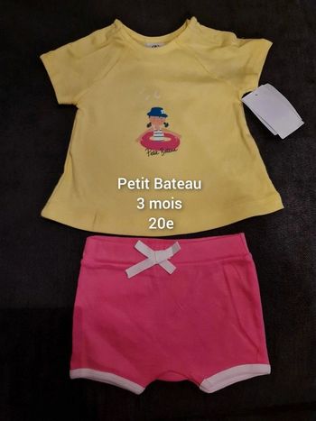 Ensemble petit bateau