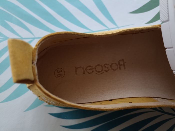 Chaussure été Neosoft P38 NEUVE - photo numéro 3