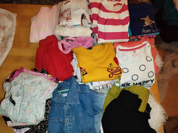 Lot vêtements fille 10 ans - photo numéro 2