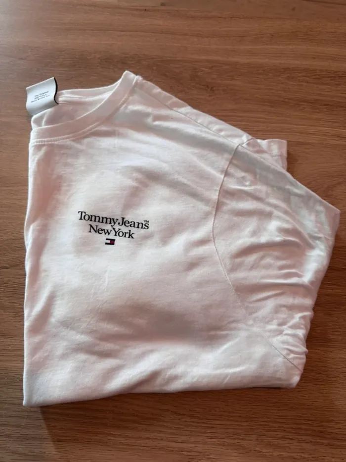 Lot de 2 T-shirt manches longues Tommy Jeans blanc et bleu - photo numéro 7