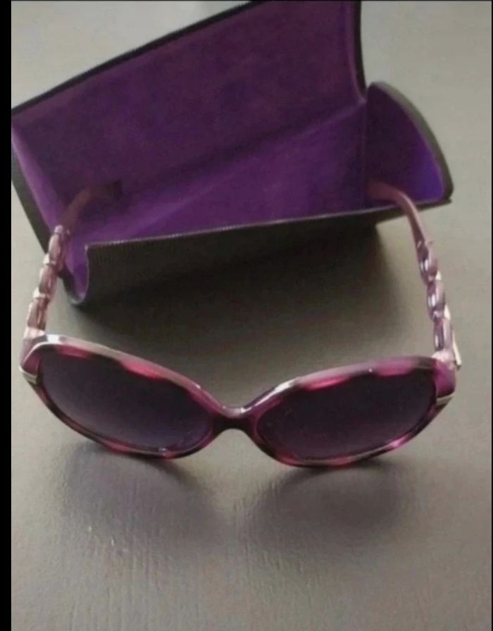 Lunettes de soleil - photo numéro 4