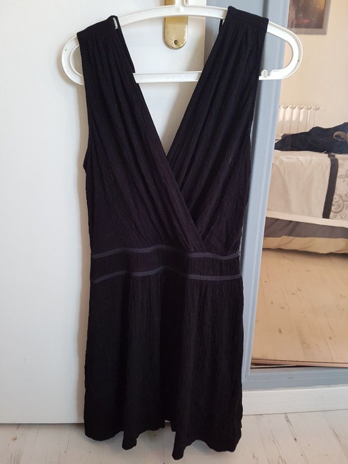 Robe noir mango
