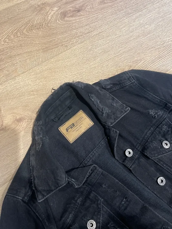 Veste en jeans trouée noir - photo numéro 2