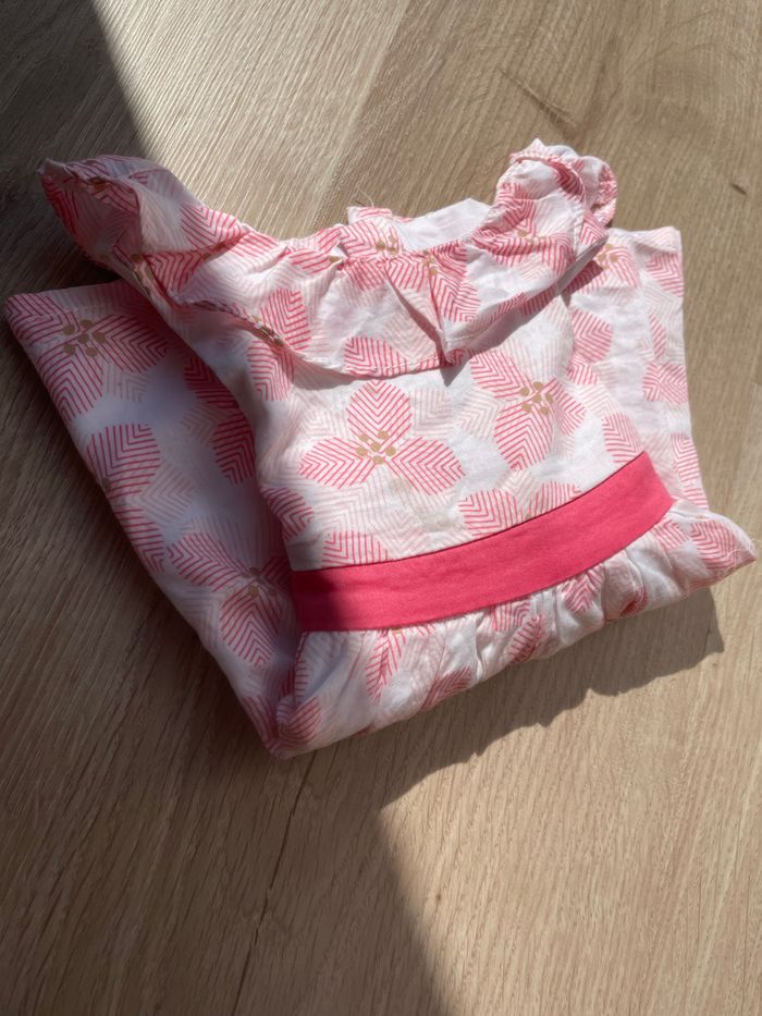 Robe obaibi 3 mois comme neuf - photo numéro 4