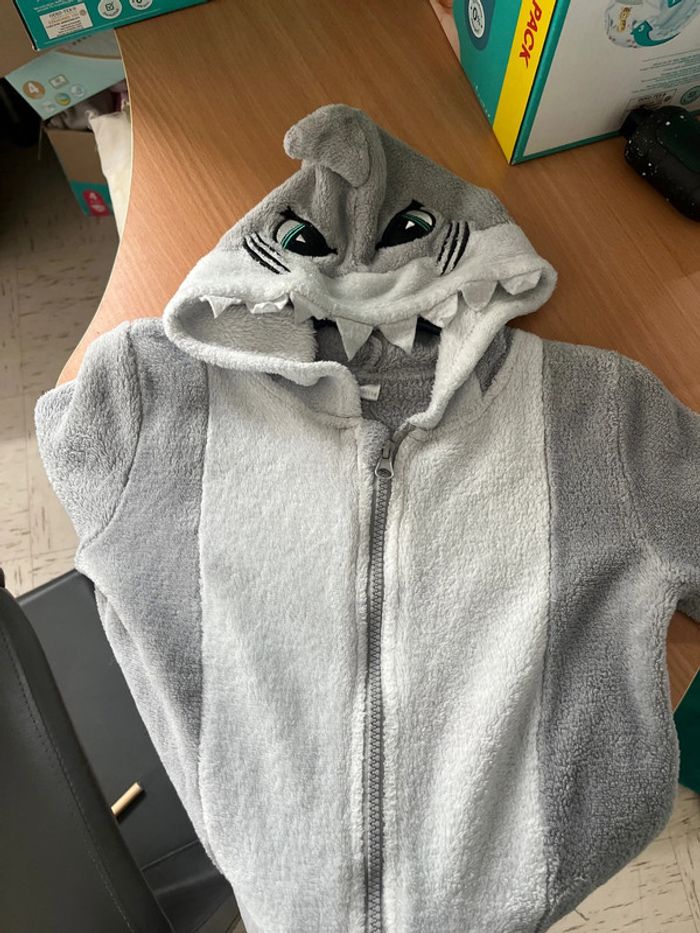 Pyjama combi requin - photo numéro 2