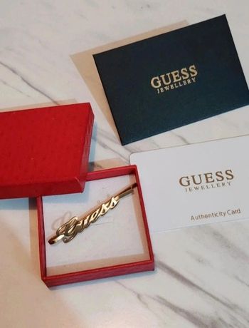 Barrette cheveux Guess