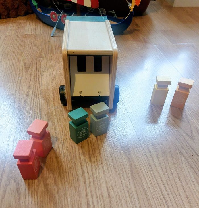 Jouet enfant, camion de recyclage en bois - photo numéro 4