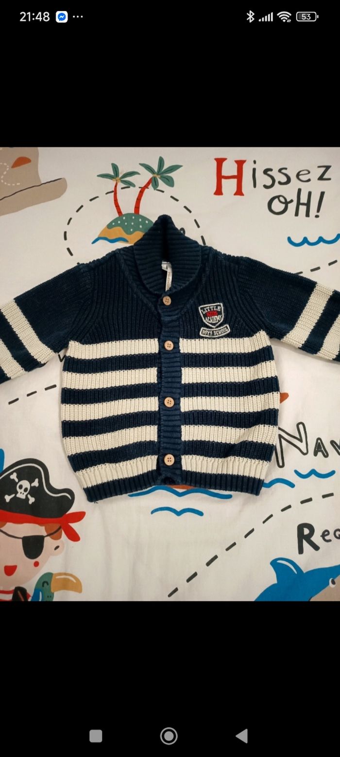 Lot gilets chauds hiver 12 mois - photo numéro 2