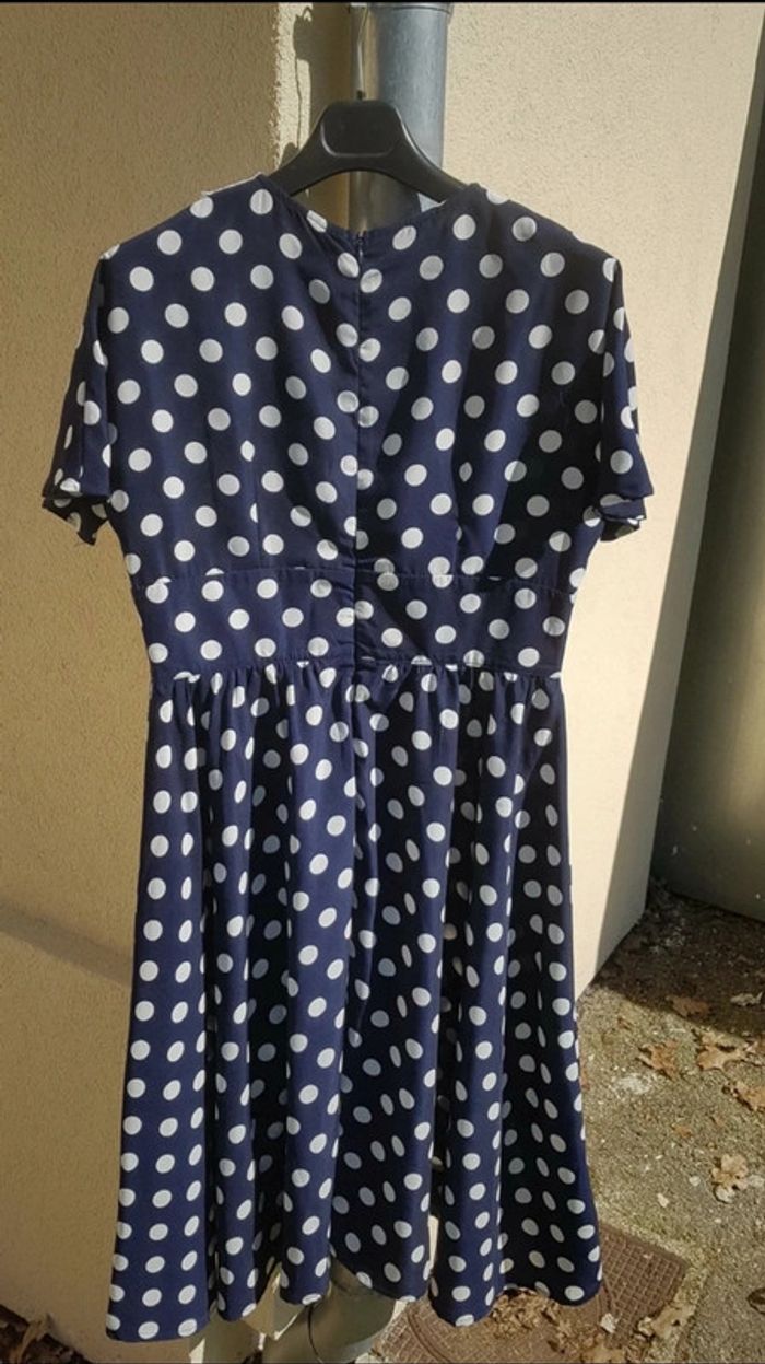 Robe à pois et dentelle vintage - photo numéro 5