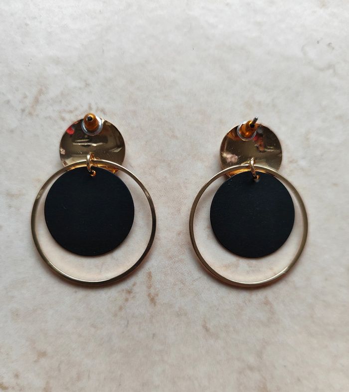 Boucles d'oreilles neuves - photo numéro 3