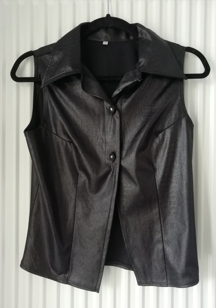 Gilet cuir sans manche - photo numéro 2