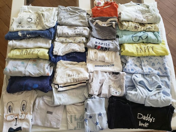 Gros gros lot de vetements bébé