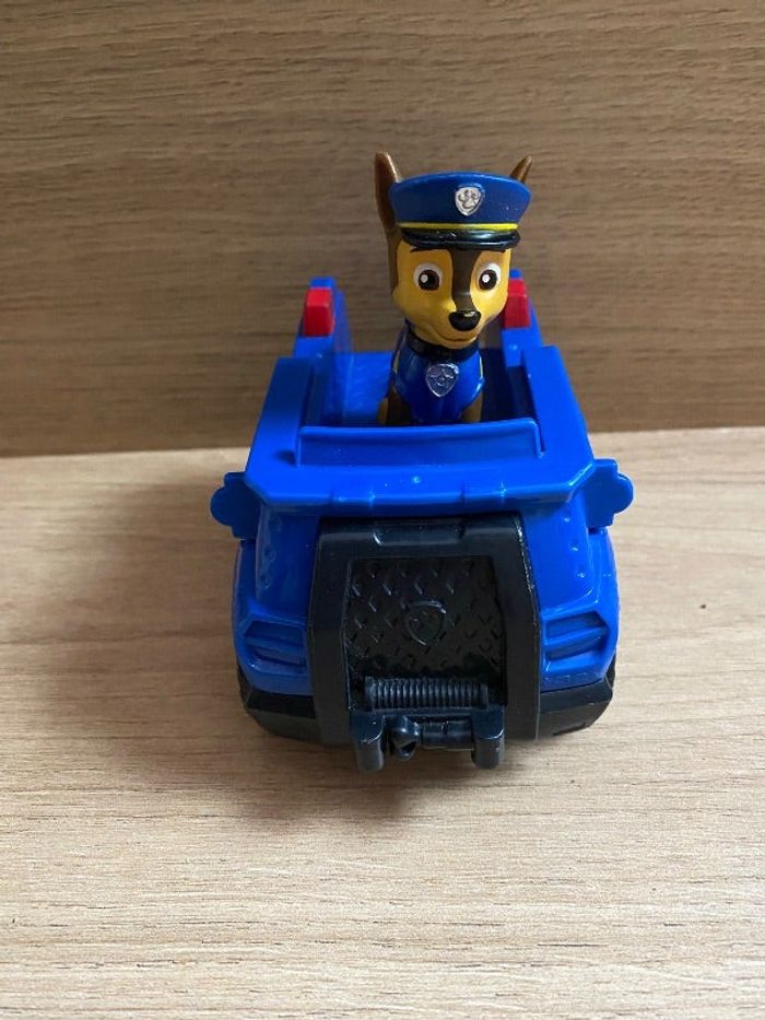 Véhicule de police