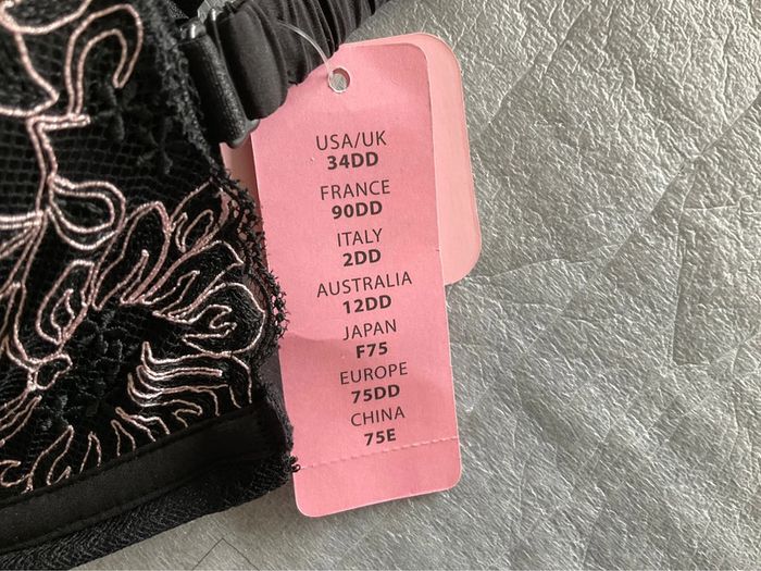 Soutien-gorge noir et rose Affinitas neuf - photo numéro 5