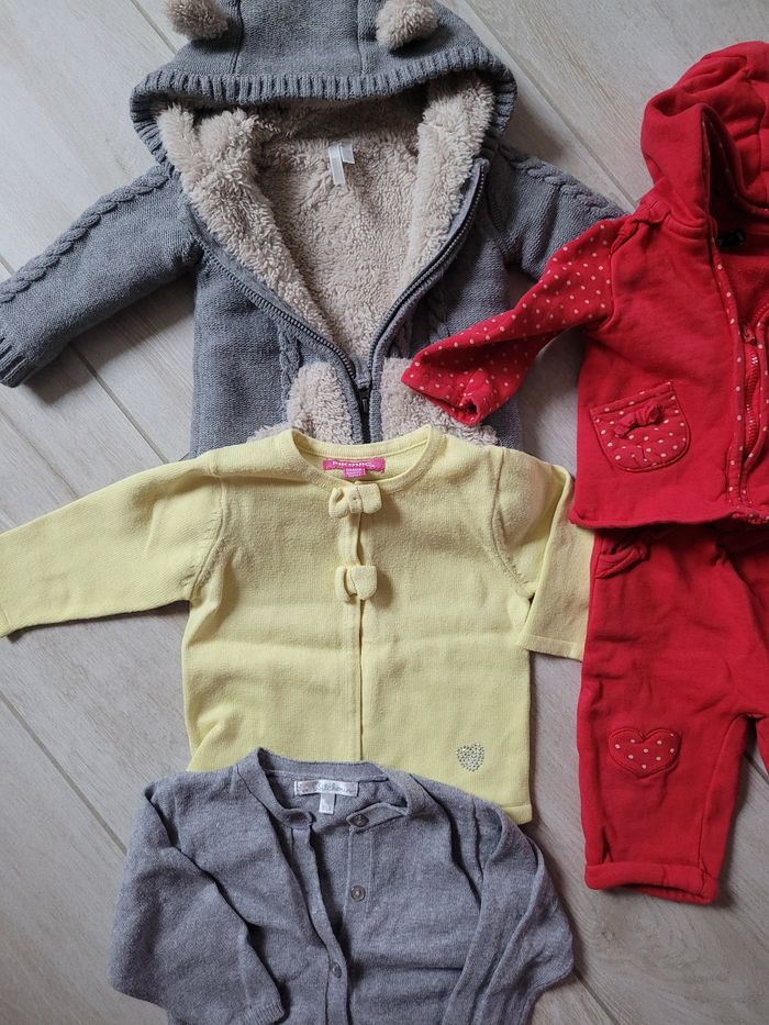 Lot 6 mois - photo numéro 3