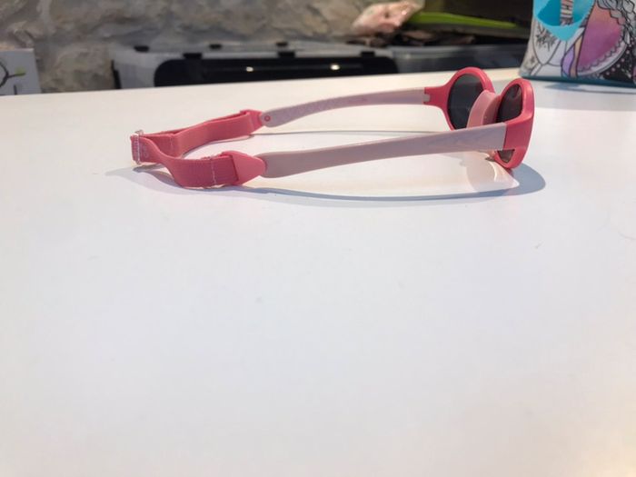 Lunette de soleil bébé avec élastique - photo numéro 2