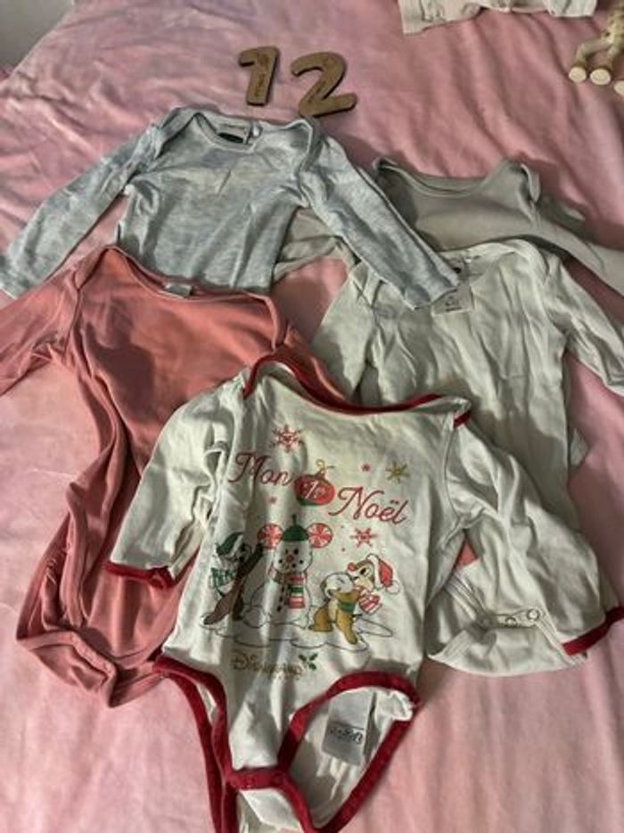 Lot vêtements fille 12 mois - photo numéro 3