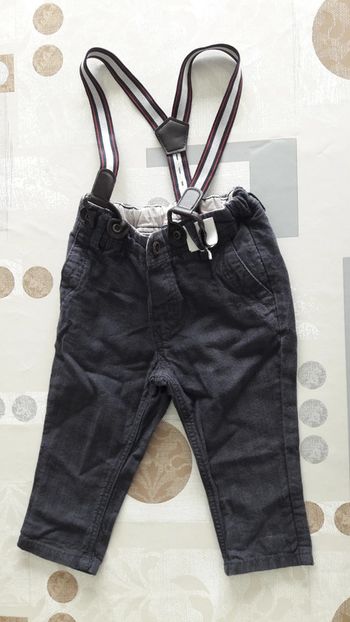 Pantalon avec bretelles