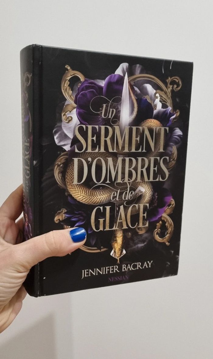 Le serment d'ombre et de glace + goodies - photo numéro 2