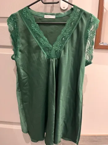 Blouse satinée