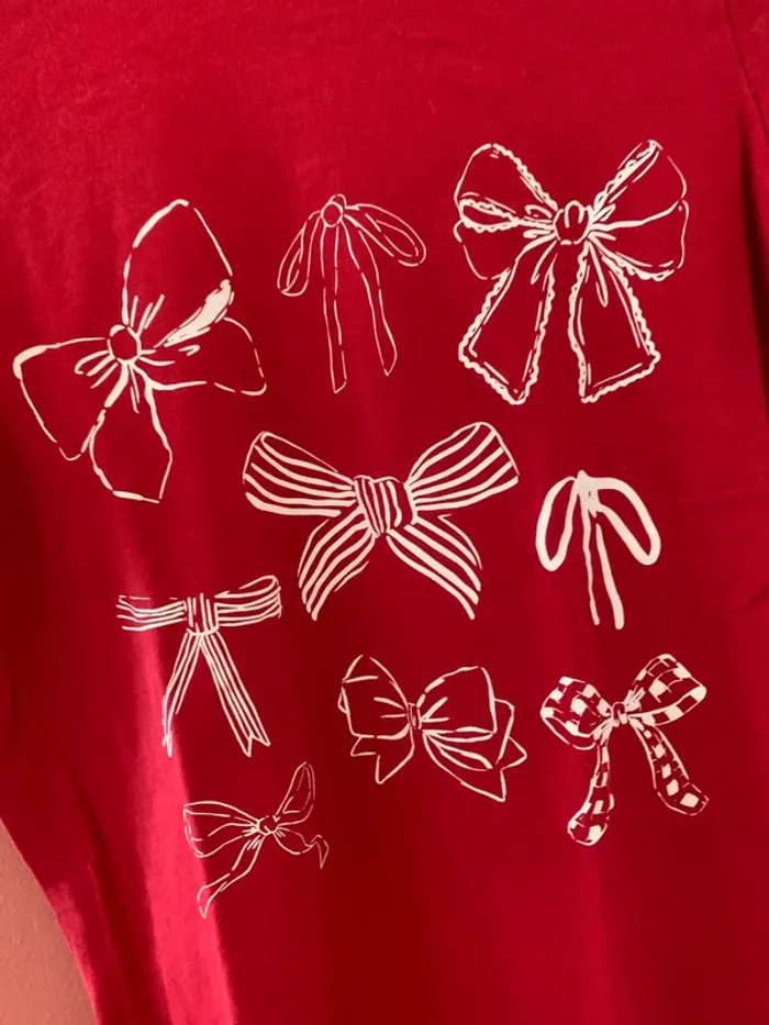 T-shirt rouge fille Primark – 13/14 ans – Imprimé nœuds - photo numéro 3