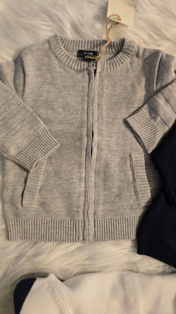 (Neufs non portés) 🏷🤩🥰💙superbe  LOT gilet et pulls 3 mois garçon 💙🥰🤩 - photo numéro 6