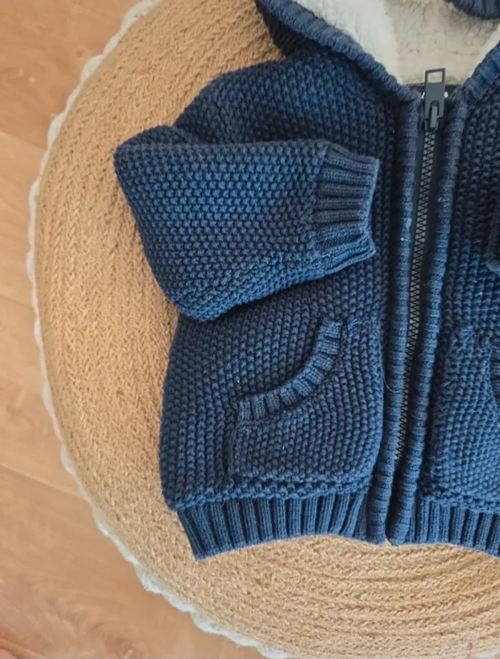 Veste chaude bébé KIABI 9 mois - photo numéro 2