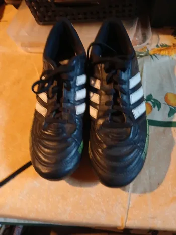 Chaussure football T36