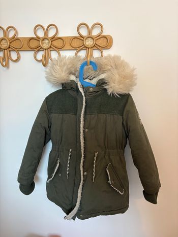 Manteau vert kaki 5 ans, tape à l’œil
