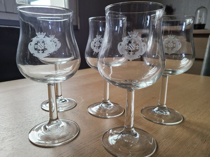 Lot de 5 verres à pied sérigraphiés