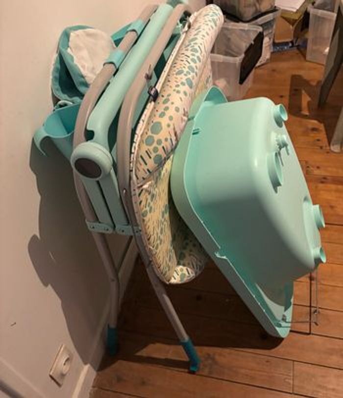 Baignoire et table à lange