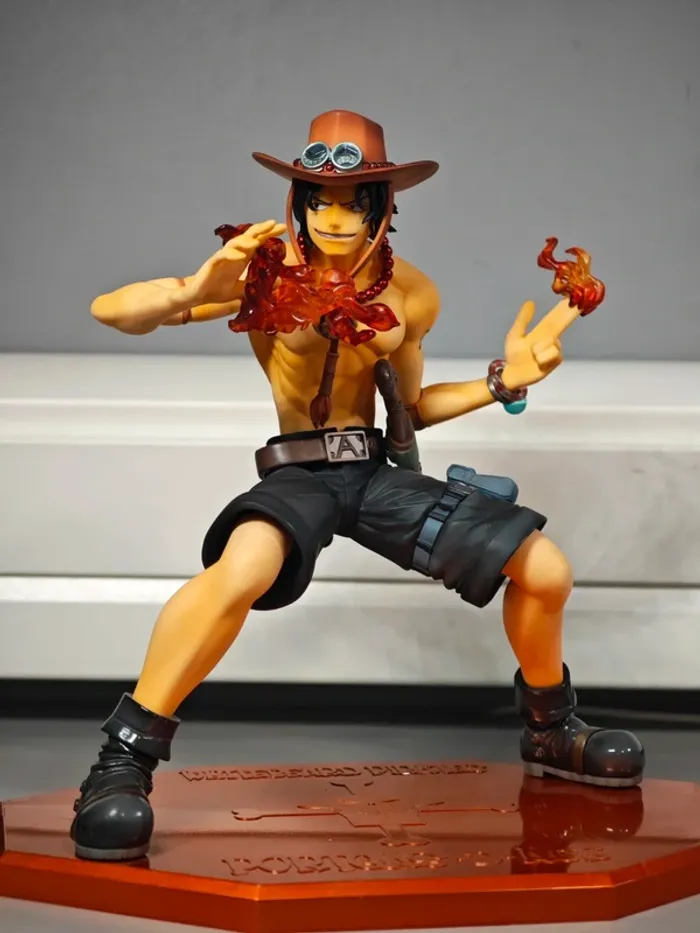 Figurine One Piece : Ace 17cm Megahouse sans boîte - photo numéro 11