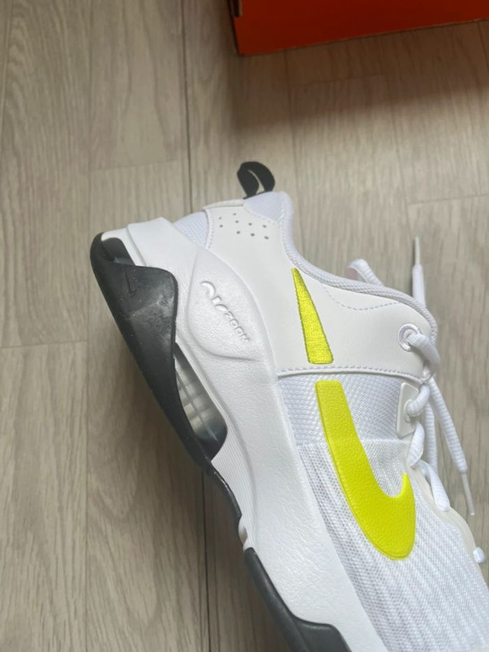 Chaussure Nike air zoom Bella 6 - photo numéro 2