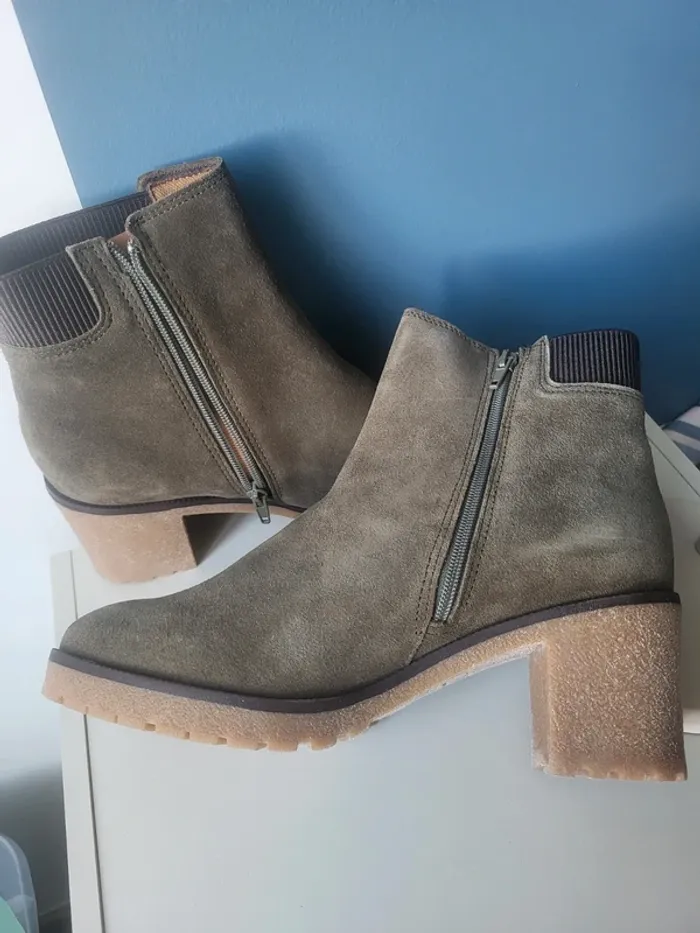Boots kaki daim neuve eram taille 40 - photo numéro 2