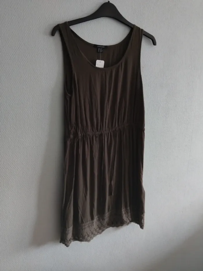 Robe esmara taille 40 - photo numéro 2
