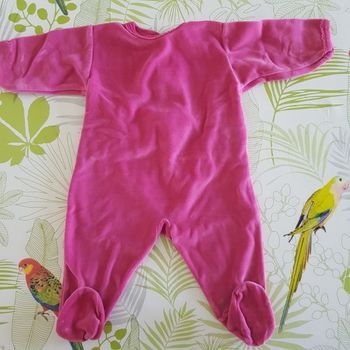Pyjama 1 pièce fille taille 6 mois